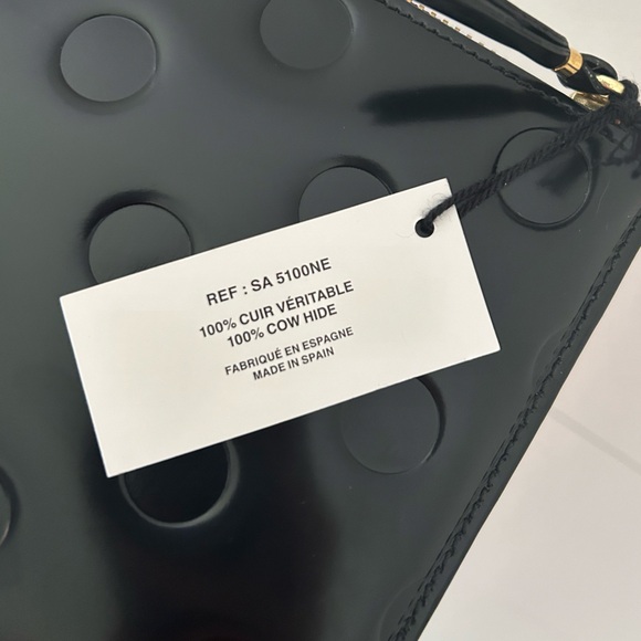 Comme Des Garçon Embossed Polka Dots Wallet - Picture 11 of 11